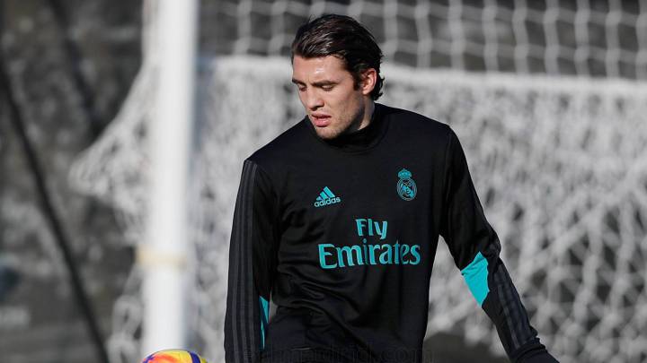 Kovacic ya toca balón en el entrenamiento del Real Madrid.