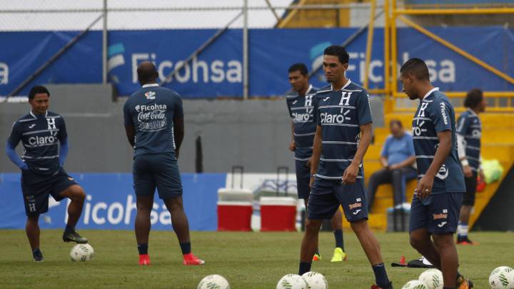 Honduras, a golpear primero a una experimentada Australia
