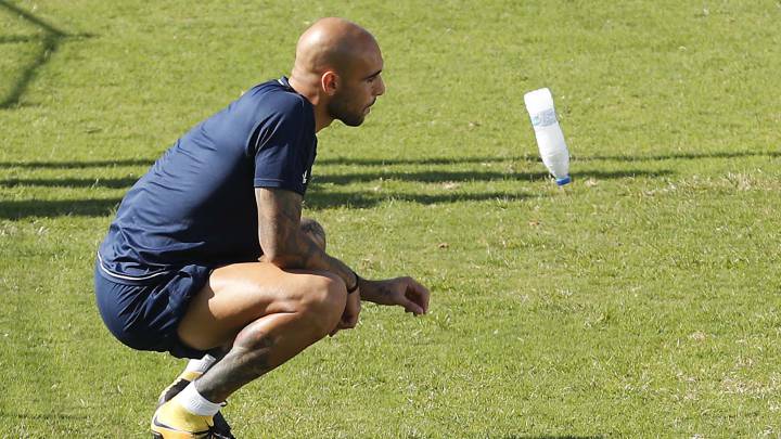 Zaza se daña la rodilla izquierda con la selección italiana