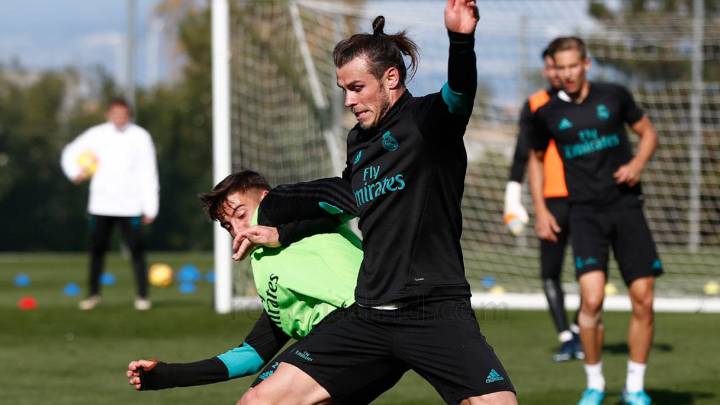 Bale completó ayer otro entrenamiento; parece recuperado de su problema en el sóleo izquierdo.