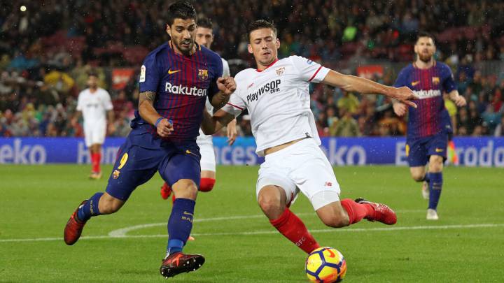 El defensa francés del Sevilla Clement Lenglet contestó sobre el supuesto interés del Barcelona: "Es un club nivel top, pero también lo es el Sevilla".