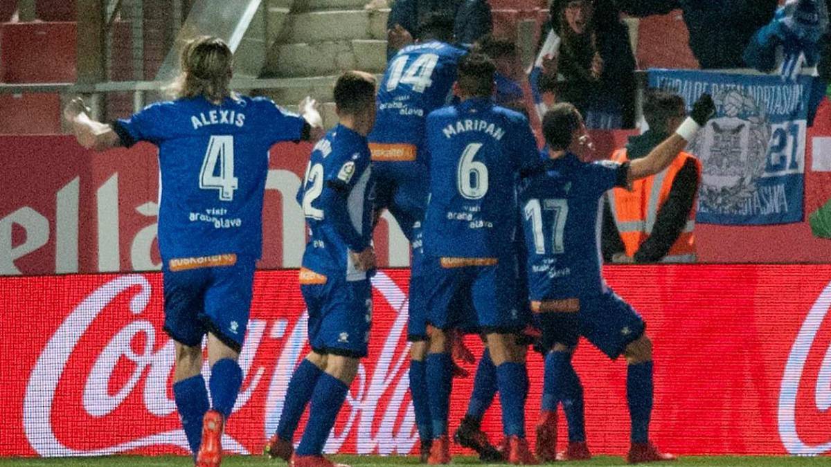 Fecha, horario, cómo ver en directo en televisión y cómo seguir en vivo online el Alavés-Las Palmas correspondiente a la jornada 15 de Primera División.