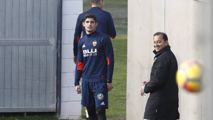 Guedes, en el entrene del Valencia.