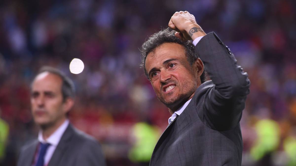 El Sevilla sondea a Luis Enrique como sustituto de Eduardo Berizzo. El favorito para el cargo es Javi Gracia. Se reúne el Consejo del club nervionense.