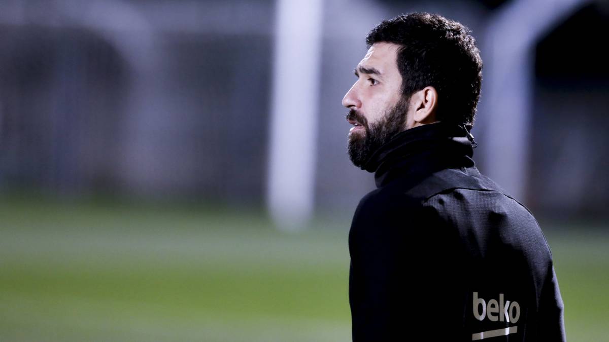 ¿Vuelve Arda Turan a Turquía?