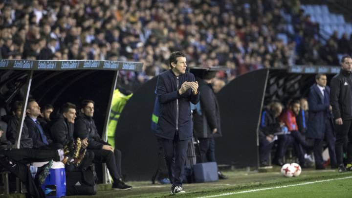 Unzué da indicaciones durante el partido entre el Celta y el Barcelona de la ida de octavos de la Copa del Rey.