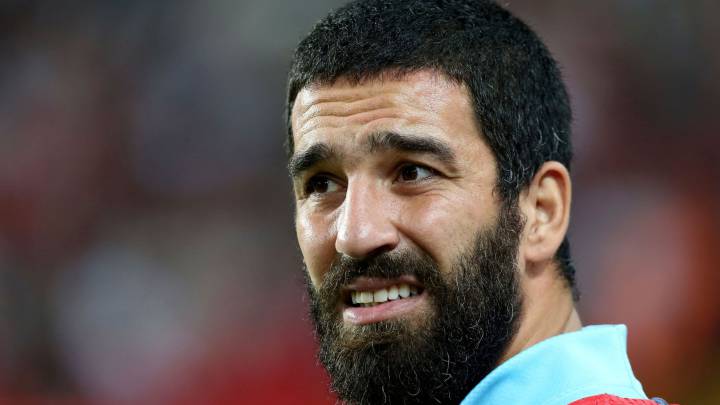 Arda Turan: "Es hora de decir adiós, al menos por un tiempo...".