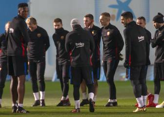 Sonrisas tras el 0-1 del Madrid en la sesión del Barcelona