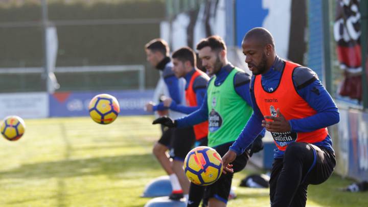 Sidnei se ha entrenado a menor ritmo esta semana