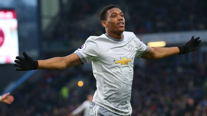 Martial celebra su gol.