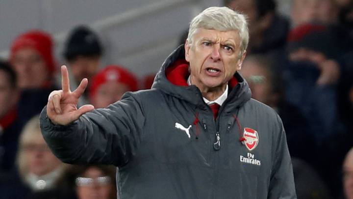 Wenger confirma que el Arsenal negocia por Aubameyang