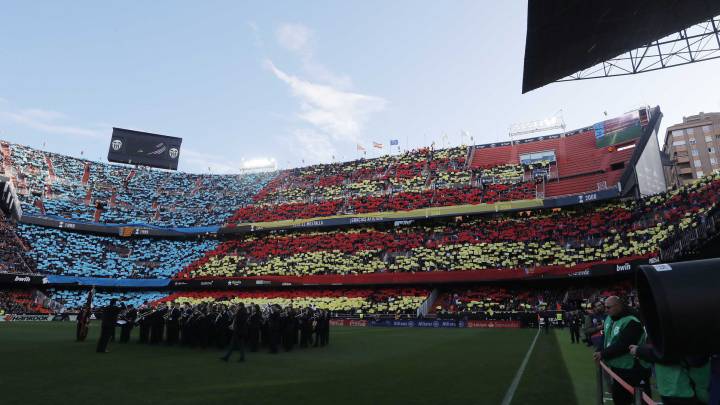 SER: 150 miembros de los Ultra Sur estuvieron en Mestalla.