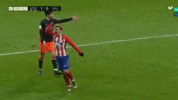 Griezmann confronts Atlético fans and tells them to shut up