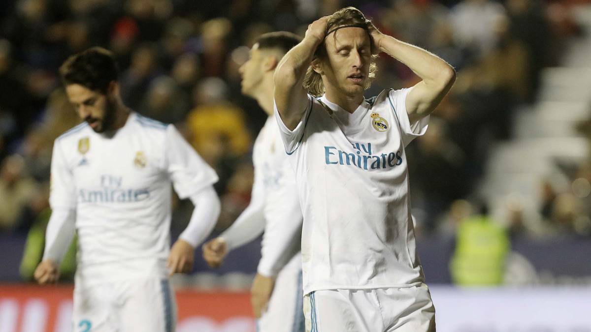 ¿Le mostrará Zidane la puerta de salida a Isco?