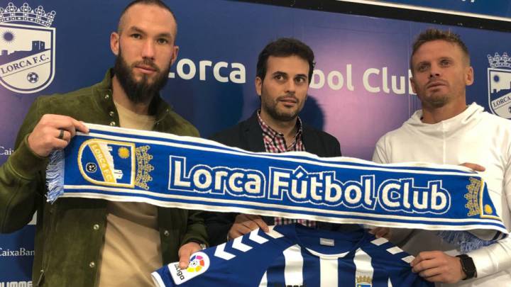 Digard: "No he visto a ningún compañero bajar los brazos"