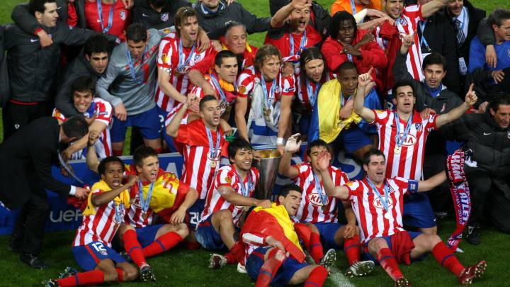 El momento en el que el Atlético de Madrid se proclamó campeón de la Europa de League de 2010, ante el Fulham, en Hamburgo.
