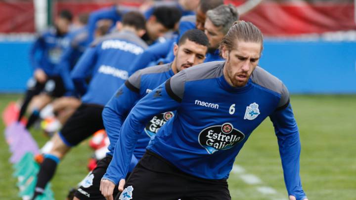 Albentosa en un entrenamiento con el Deportivo