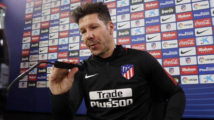 Simeone en rueda de prensa.