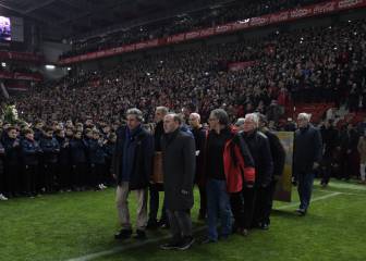Quini se hace eterno en su adiós con 14.000 espectadores