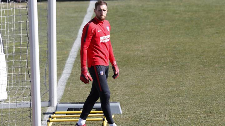 Oblak, durante un entrenamiento del Atlético.