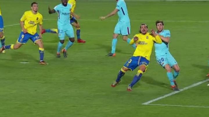Primer penalti pitado al Barça después de dos años