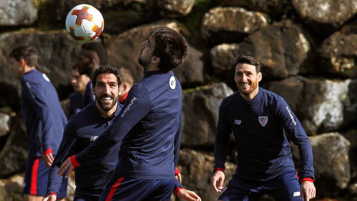Raúl García: "Aduriz and I are fired up on the pitch, timid off it"
