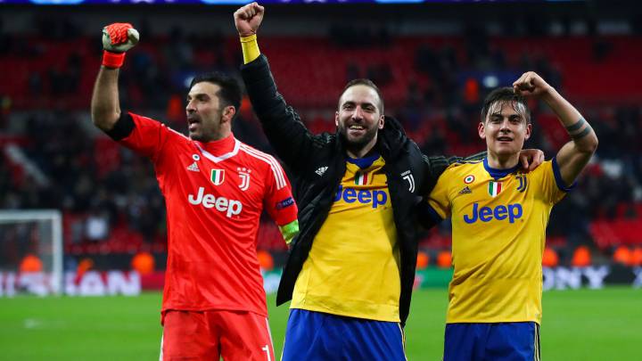 Higuaín y Dybala llevan a la Juventus a cuartos de final.