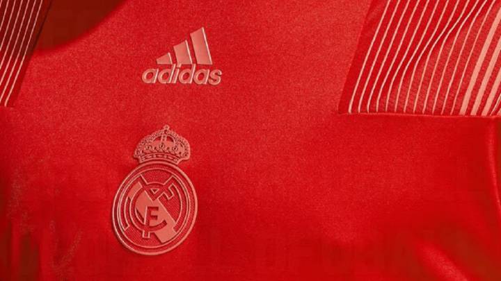 La camiseta Adidas Tango roja que lucirá el Real Madrid durante la temporada 2018-2019.