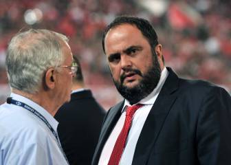 El dueño del Olympiakos 'echa a todos' y jugará con el filial