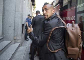 Bayern's Vidal to have surgery, set to miss Real Madrid tie