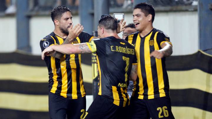 Peñarol se agarra a la Copa