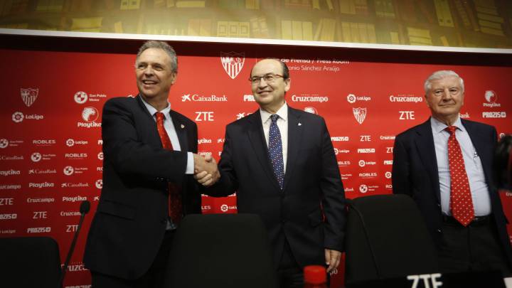 Caparrós en su presentación.