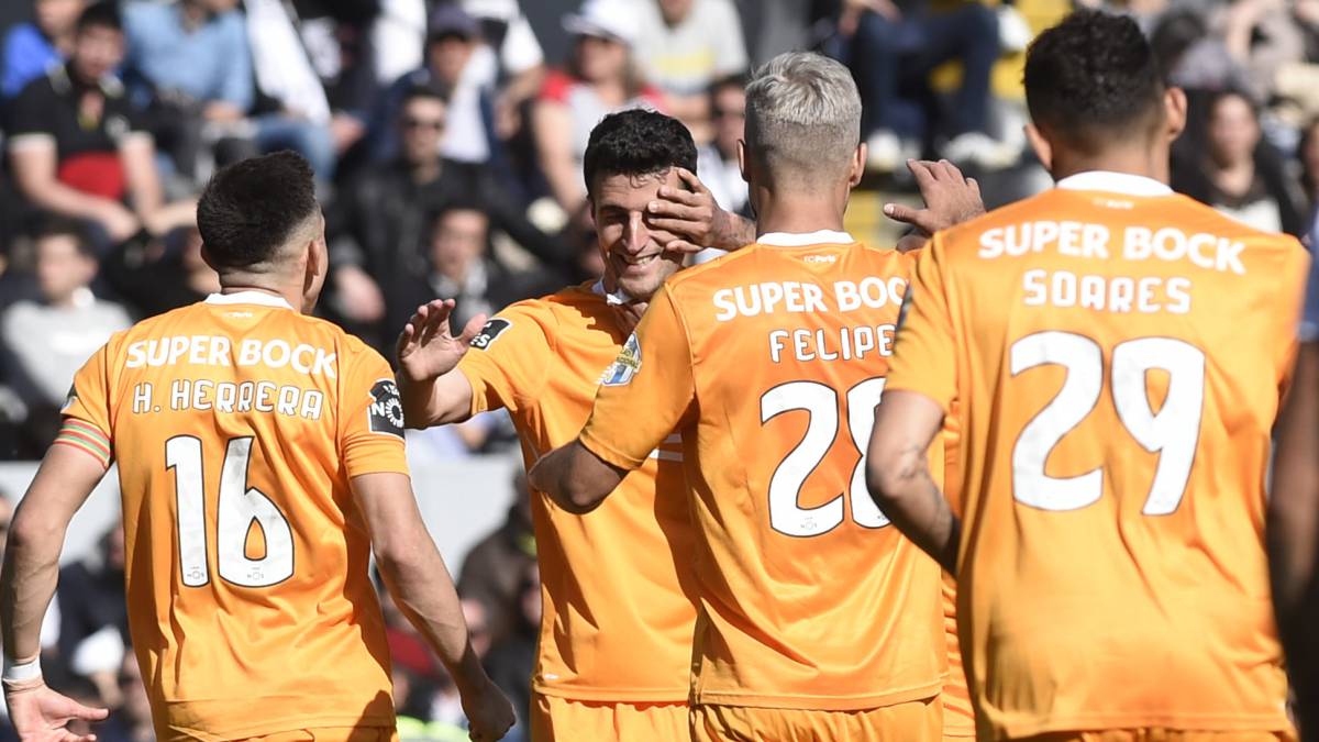 El Oporto gana sin Casillas.