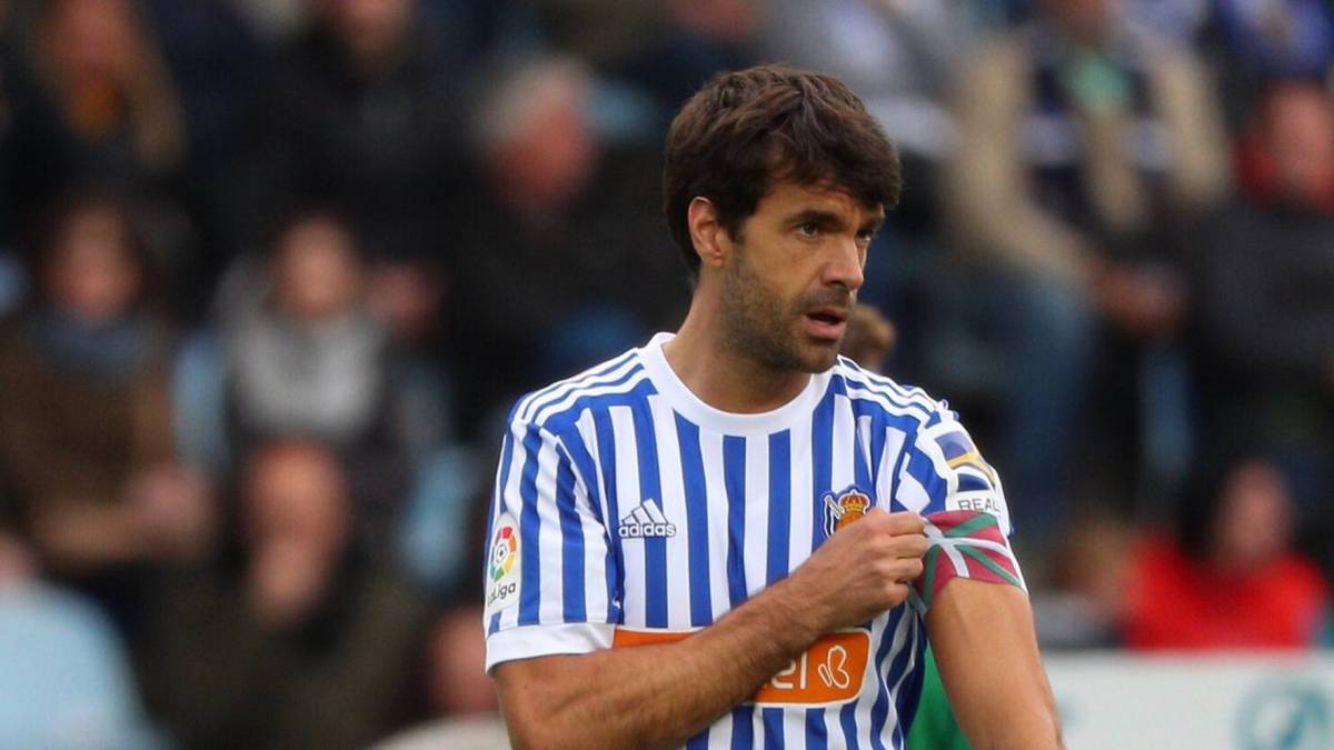 Camiseta Real Sociedad Llorente R. Camiseta Real Sociedad Llorente R.