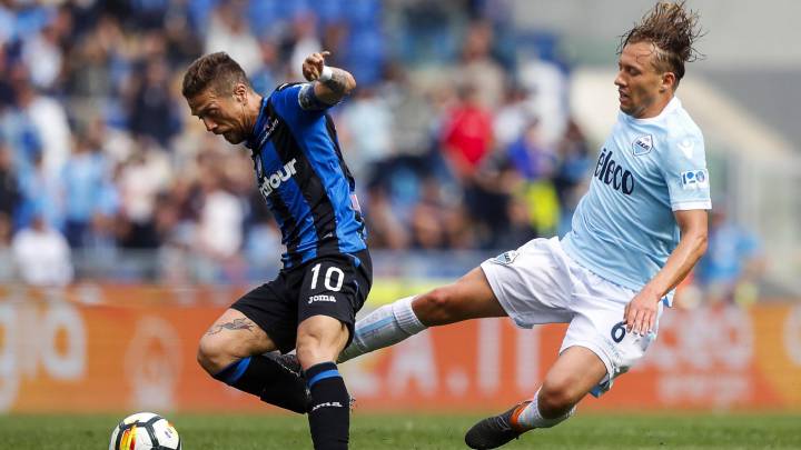 El Lazio pincha en Crotone y da al Inter esperanza de Champions.