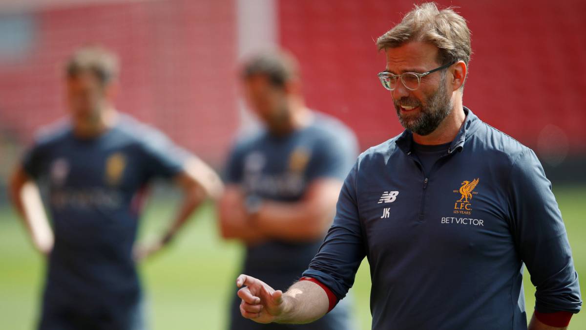 El técnico alemán del Liverpool, Jürgen Klopp, durante un entrenamiento.