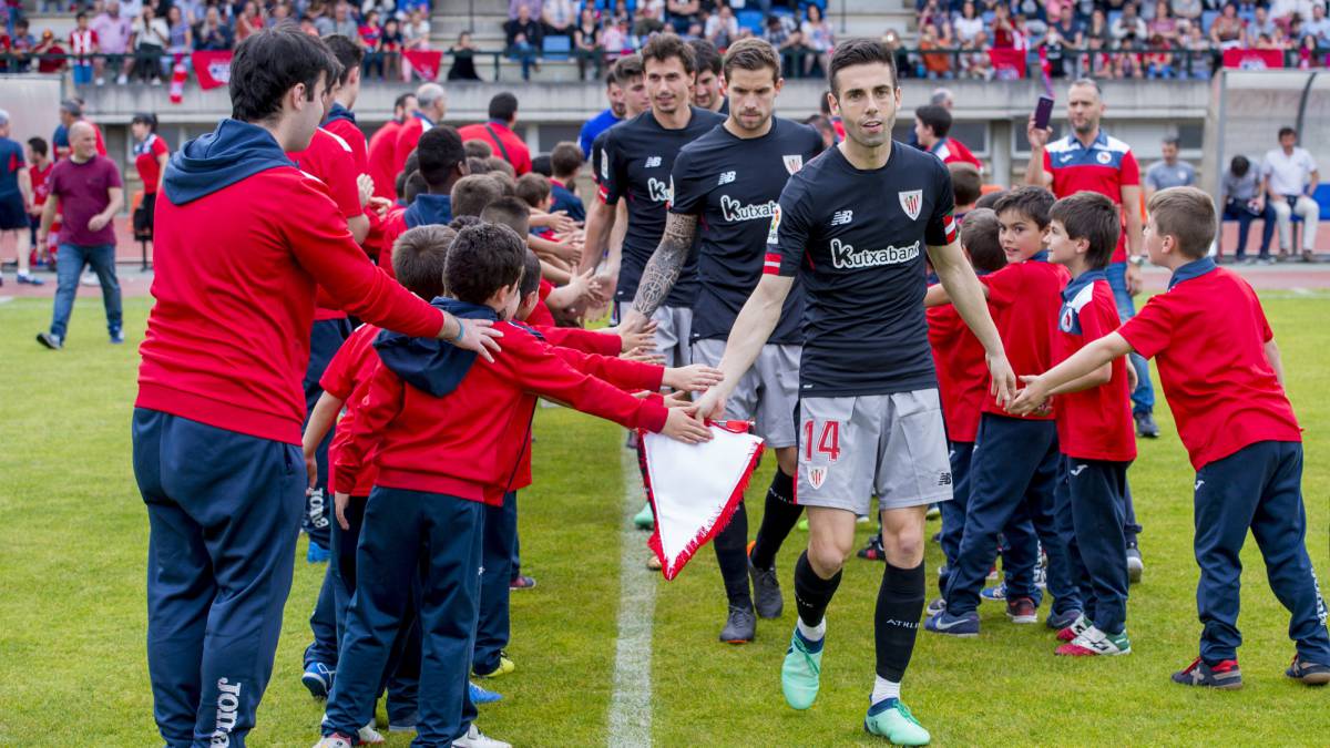Hat-trick de Sabin Merino en el fin de curso del Athletic