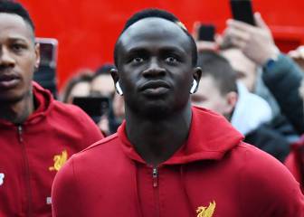 Sadio Mané sends 300 Liverpool shirts to home village