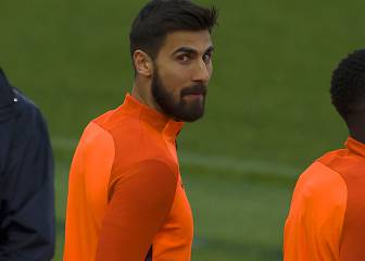Mario Rui abre la puerta del Nápoles a André Gomes