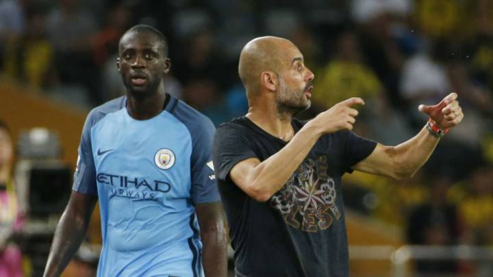 Yaya Touré insinúa que Guardiola es racista con los africanos.