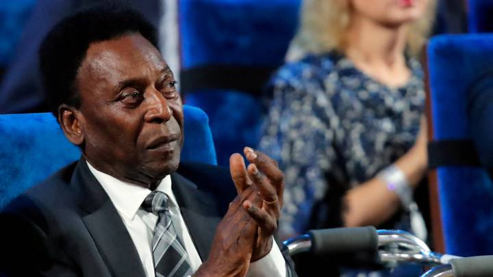 Pelé se ausentó de un acto en Rusia por problemas en las piernas.