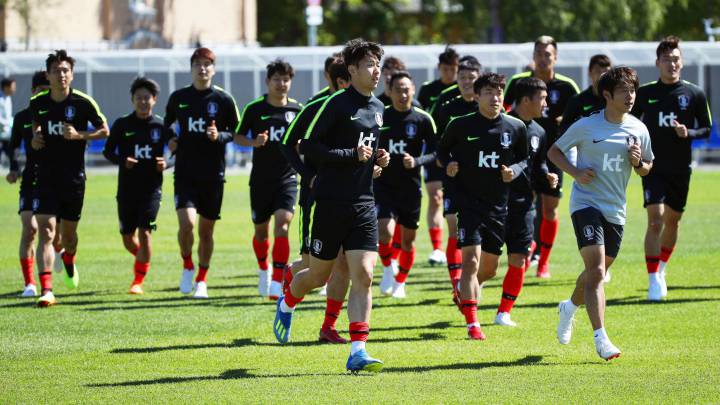 Corea entrenando.
