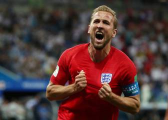 Histórico Kane: marcó a dos porteros en el mismo partido