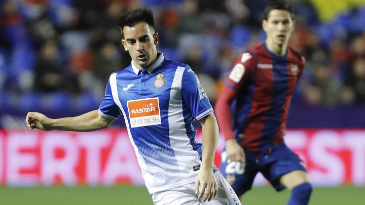 Jurado se habría desvinculado ya del Espanyol para firmar su contrato, mientras que Alexis estaba libre tras acabar su relación con el Alavés.