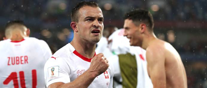 Shaquiri celebra el gol de Suiza