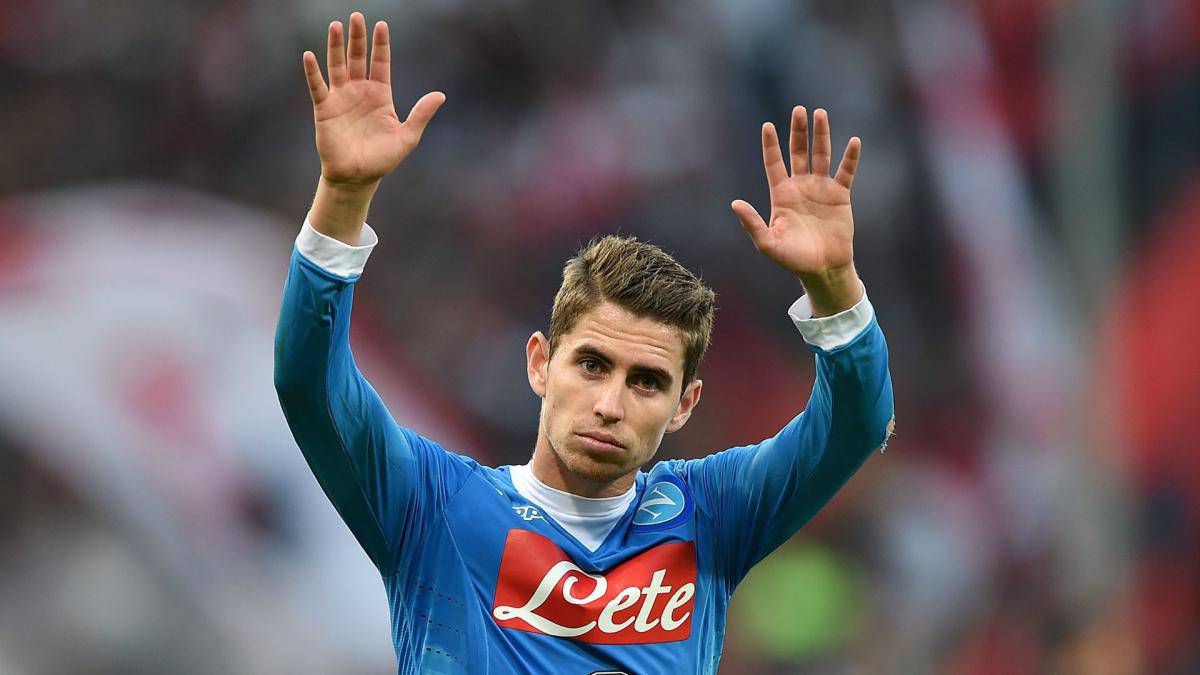 Jorginho durante un partido con el Nápoles.