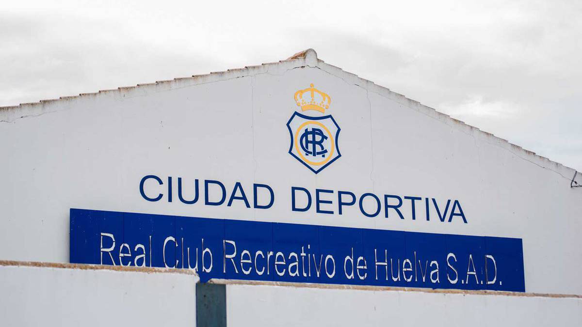 El Recreativo paga 350.000€ a la AFE para evitar descender a Tercera