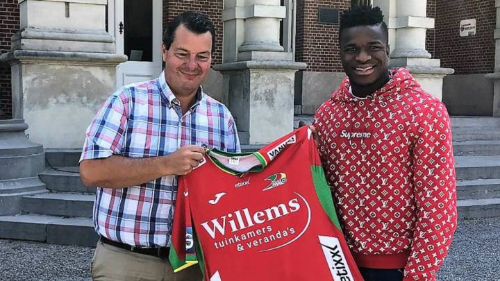 El Sevilla hace oficial traspaso de Ondoa al Oostende belga