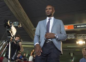 Abidal pasa la responsabilidad a Valverde en el tema Mina