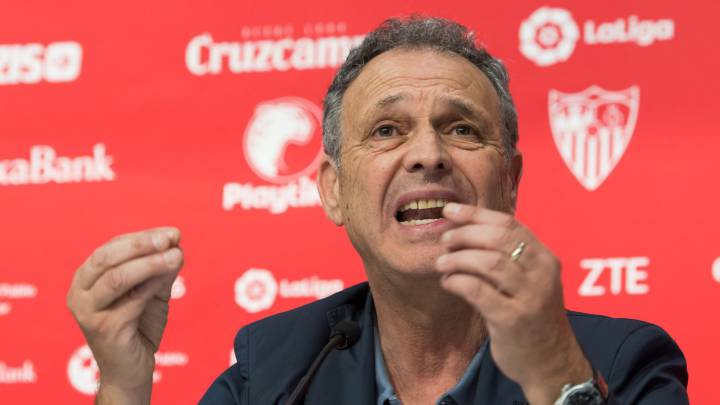 El director deportivo del Sevilla Joaquín Caparrós calificó de "correcta" la relación con el Barcelona pero dijo que parecen "la cantera" del club azulgrana tras la marcha de Clement Lenglet.